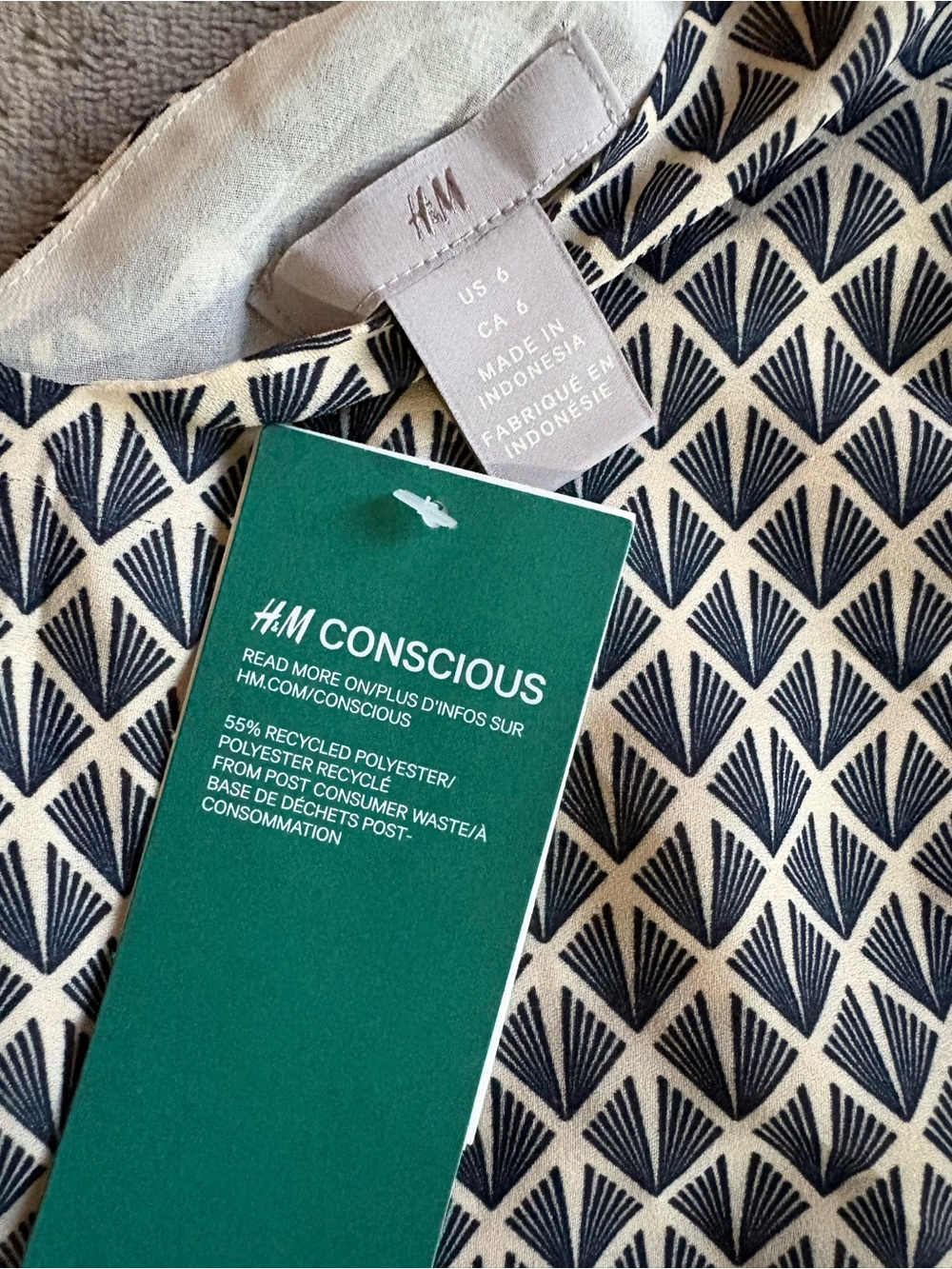 H&M Navy and White Geometric Print Camisole - Picture 2 of 5